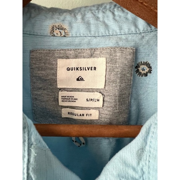 Quiksilver Button Down Shirt Floral Print Short Sleeve Casual S - Picture 3 of 5